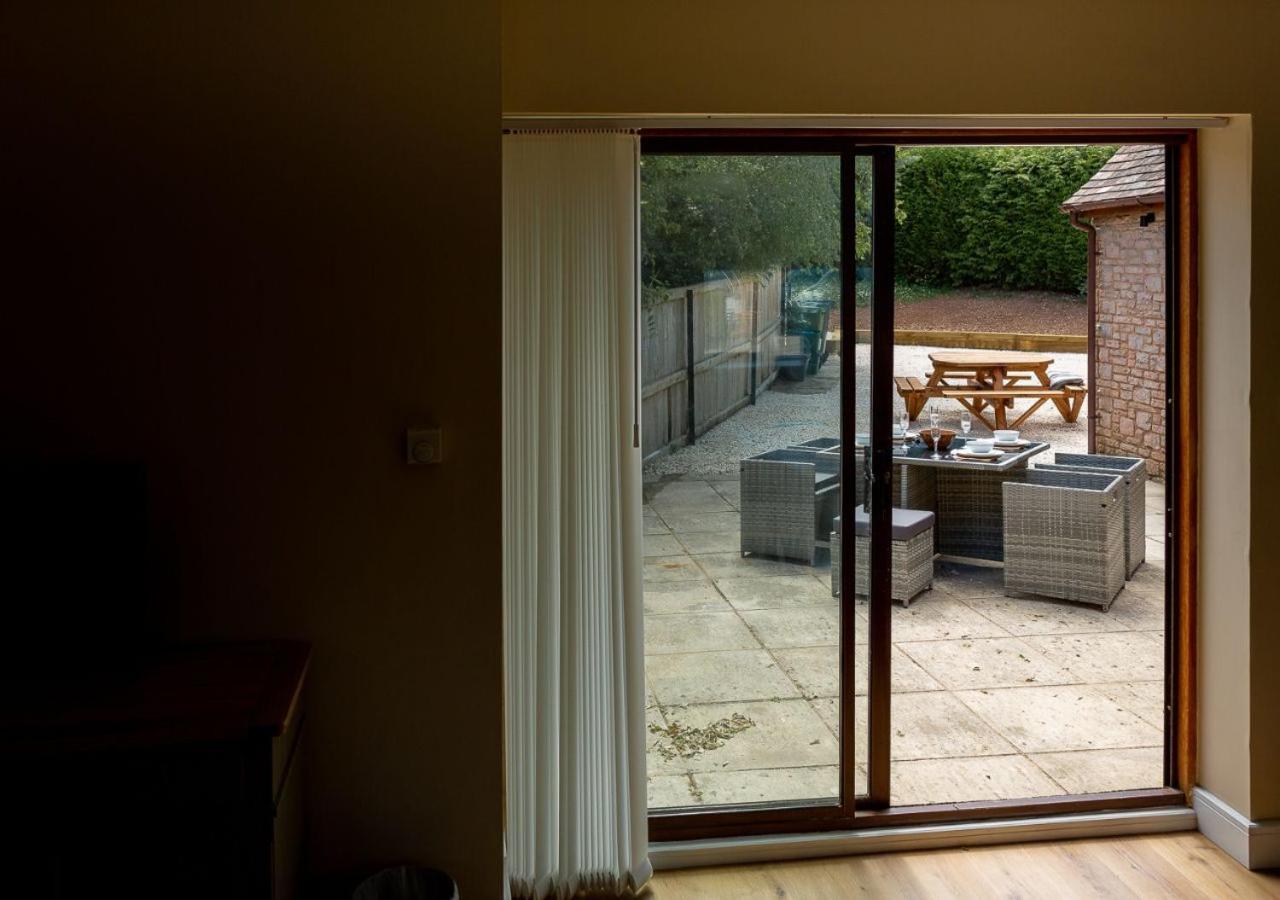The Barn In Longhope - Luxury Barn Conversion Exterior foto